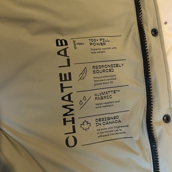 Aritzia Super Puff Jacket - Picture 3 of 7